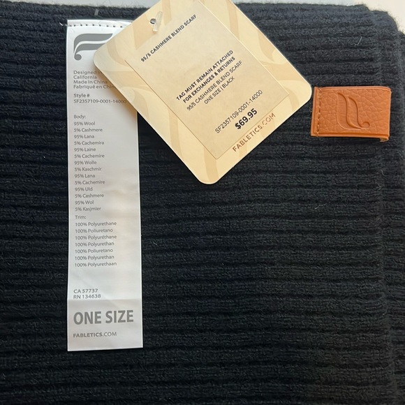 Fabletics Wool Cashmere Scarf - Picture 4 of 4